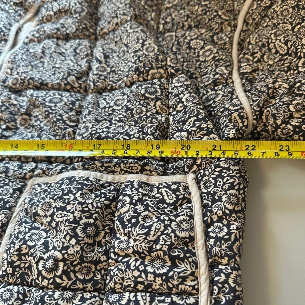 Entro Floral Cotton Quilted Jacket with Patch Pockets | Size Medium - Picture 9 of 10